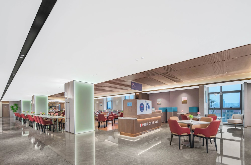 Holiday Inn Express Wuxi Xishan 27/42