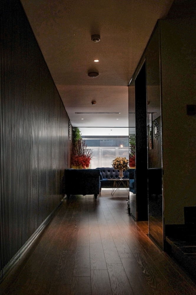 Signature Boutique Hotel 10/50