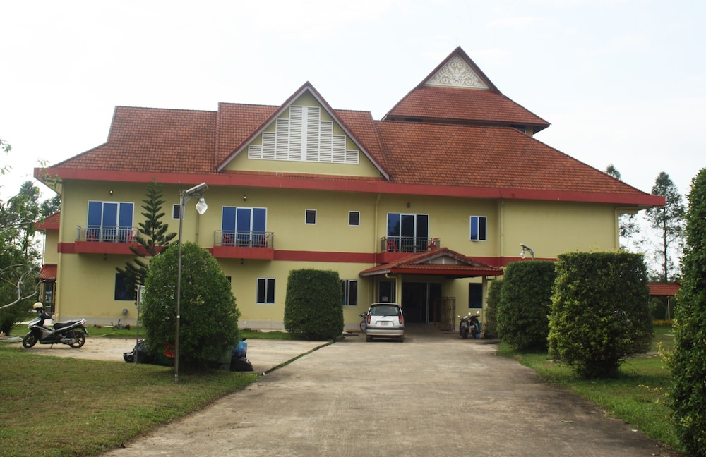 Don Bosco Hotel School 9/60