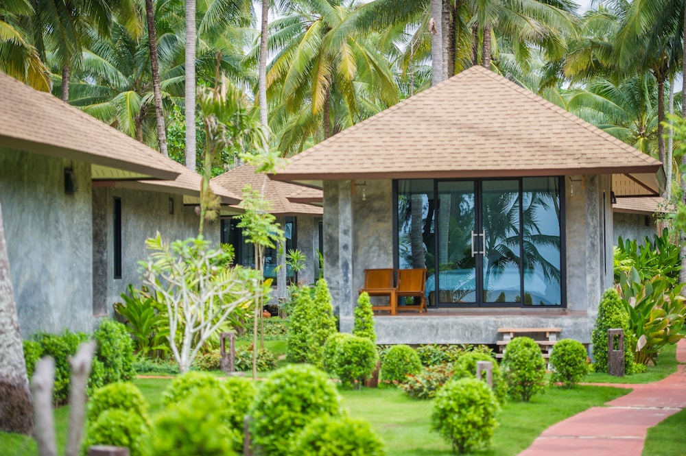 Medee Resort 70/70