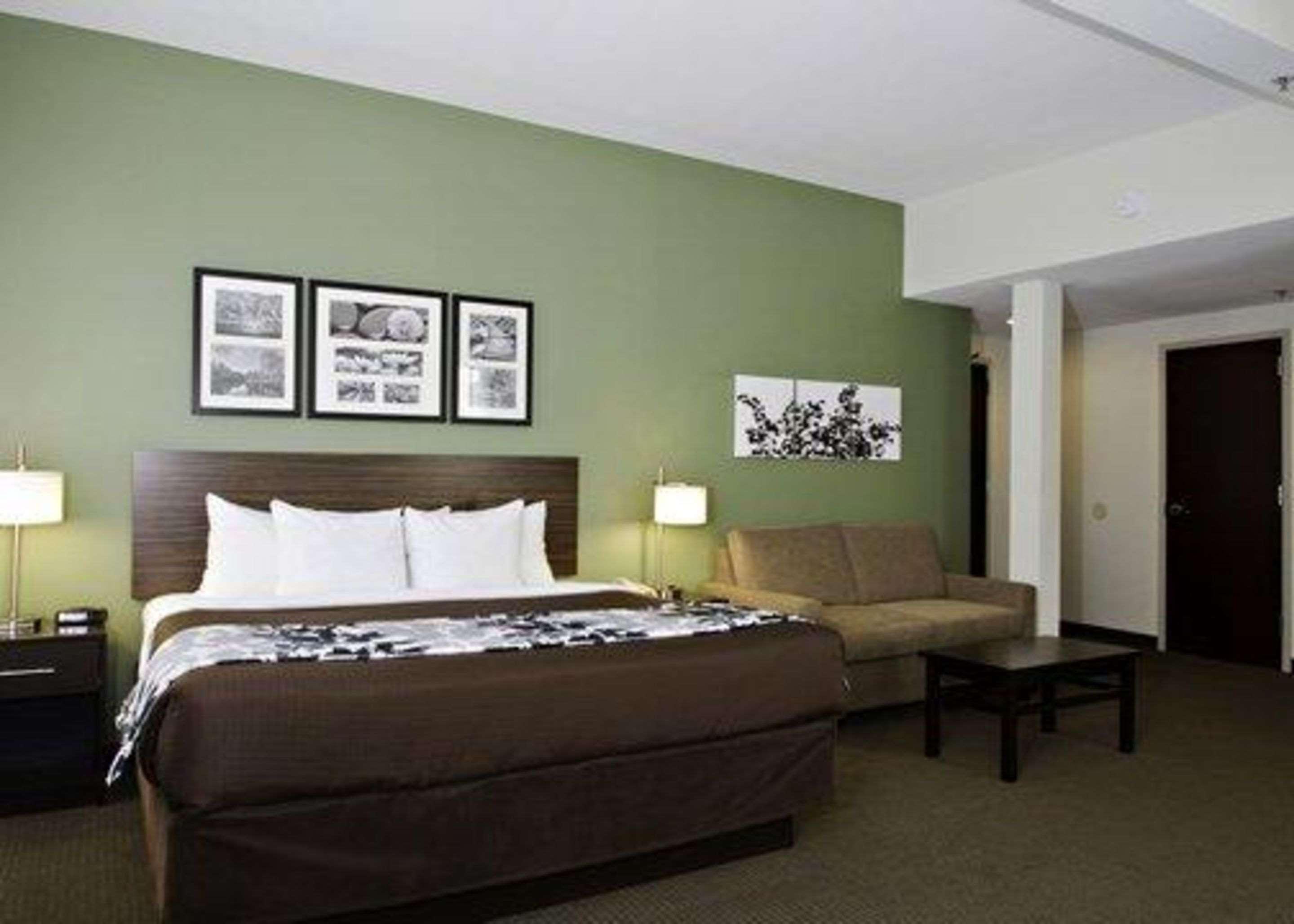 Sleep Inn & Suites Downtown Inner Harbor 6/30