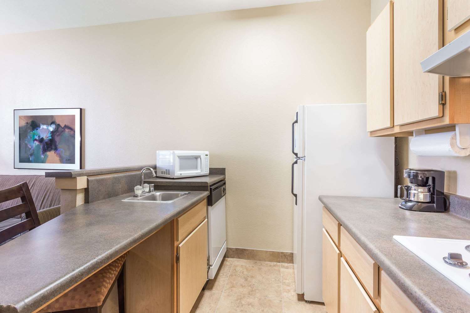 Hawthorn Suites by Wyndham Chandler Phoenix Area 20/20