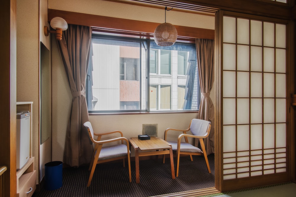 Kaneyoshi Ryokan 35/50
