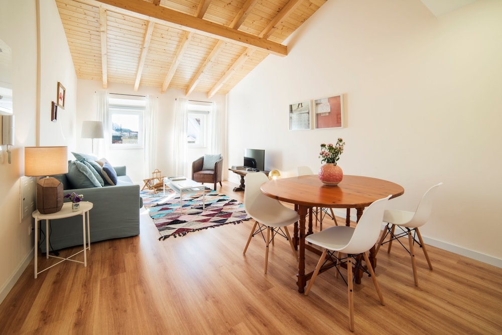 Lis Apartments 47/66
