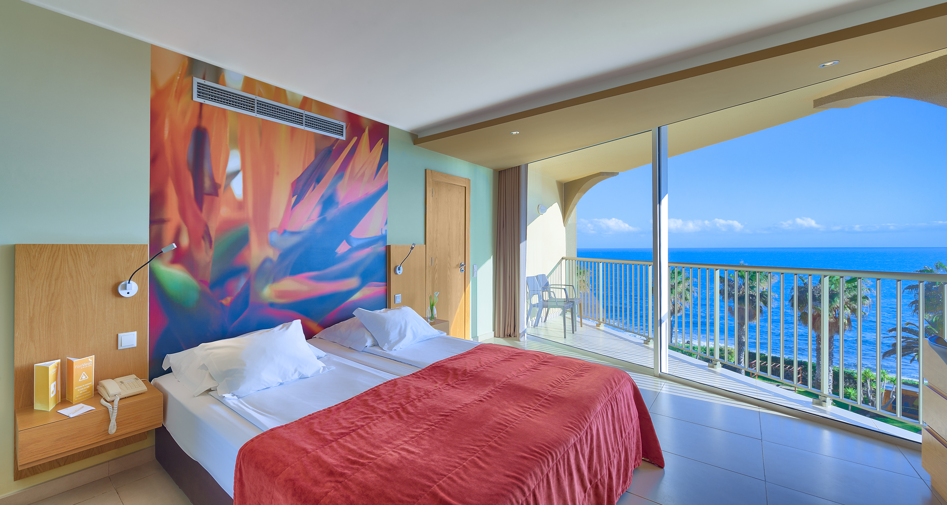 Room, Double or Twin Bed, Sea View