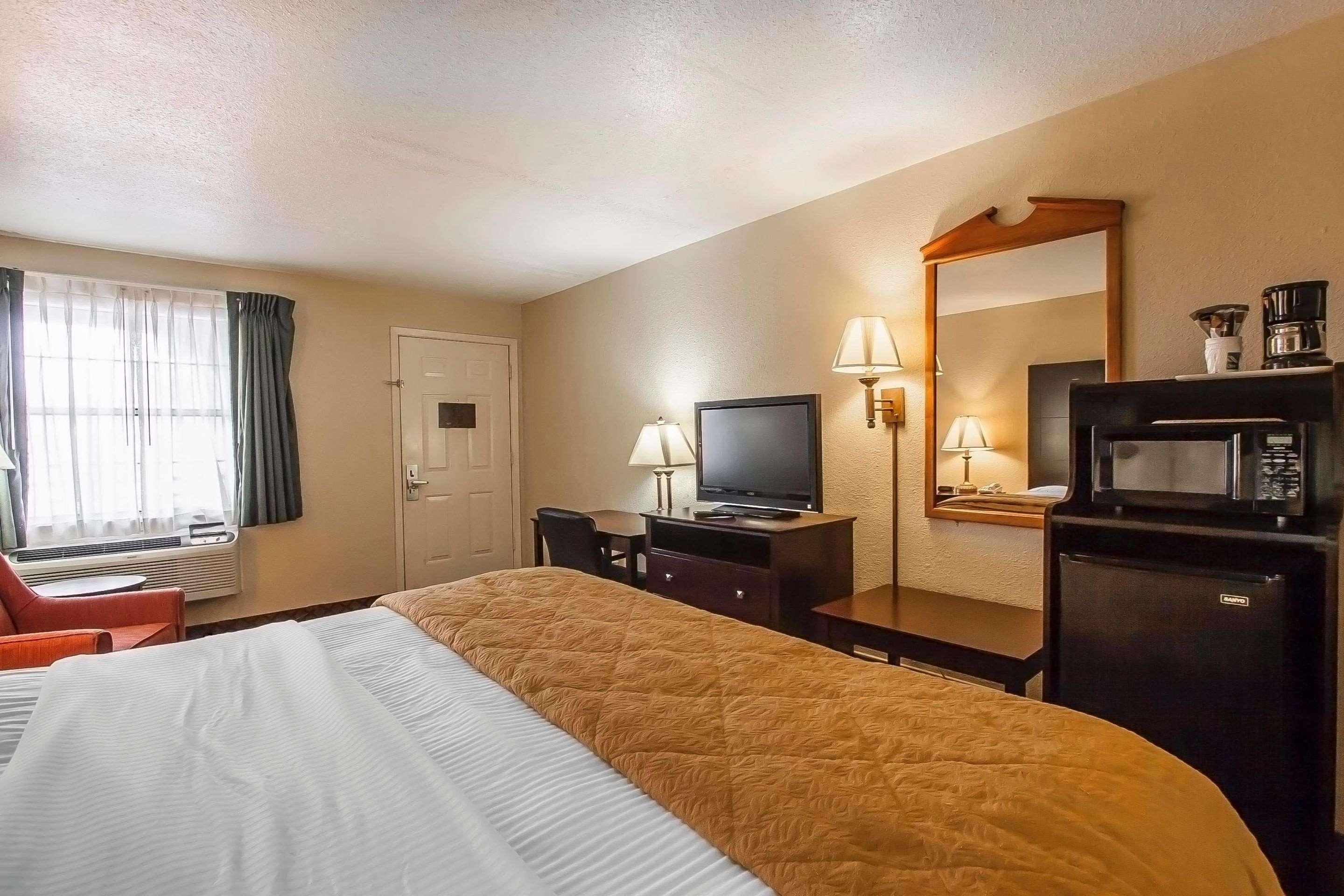 Room, King Bed, Smoking