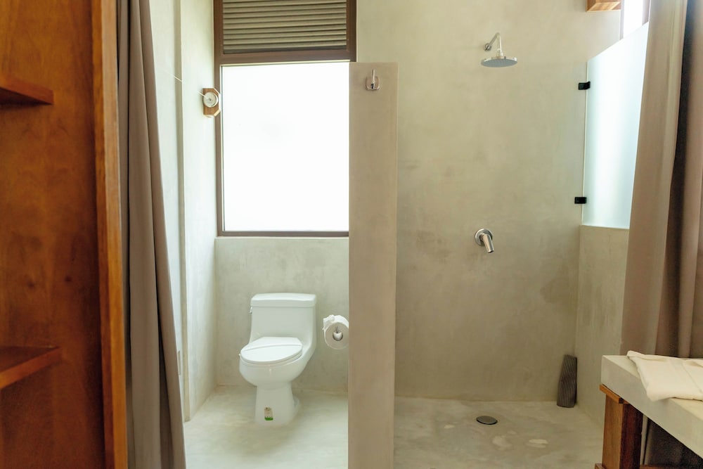 Joanza by OOL Hotels 48/50