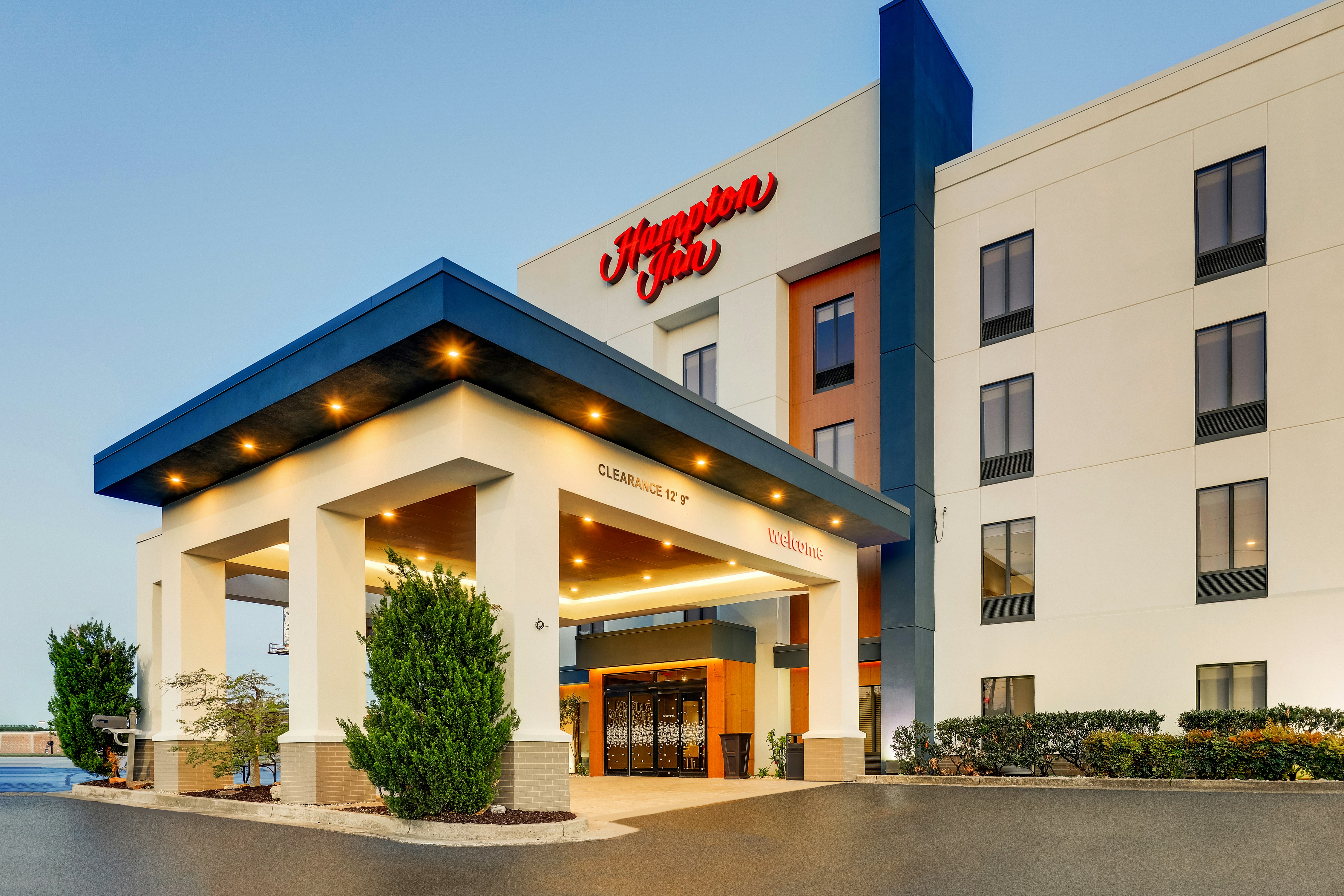 Hampton Inn Cumming 7/40
