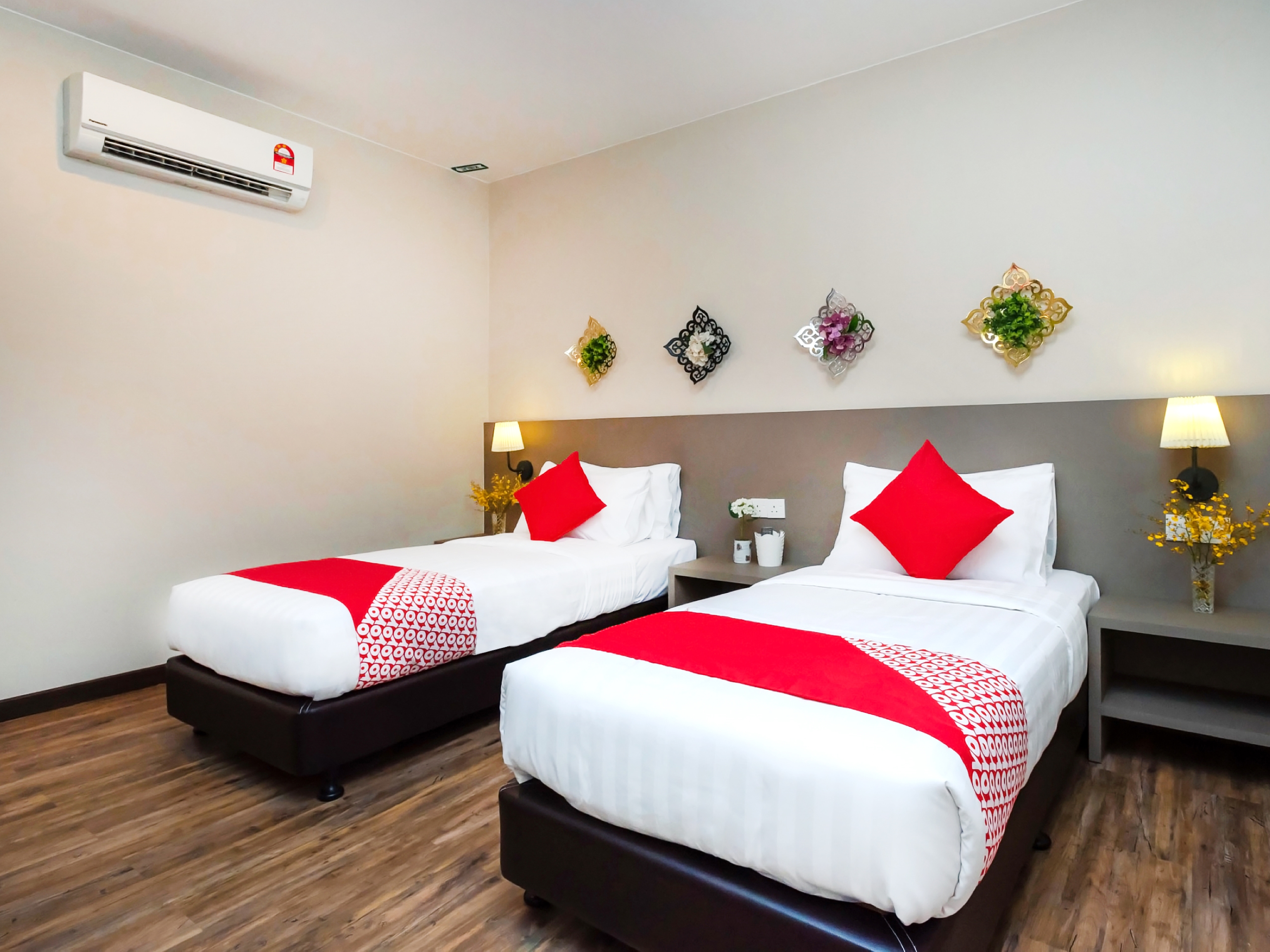 Dk Hotel 20/40