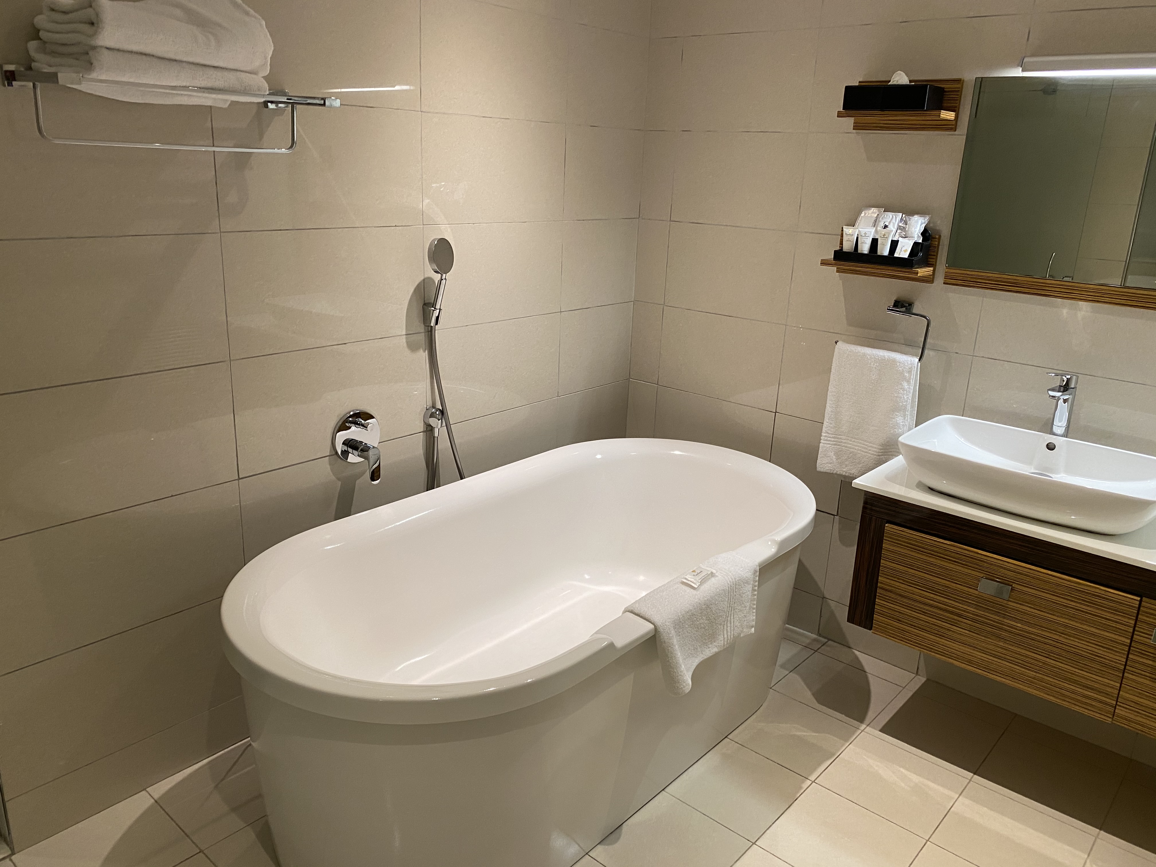 Executive, Suite, Coastlands Umhlanga Hotel 6/7