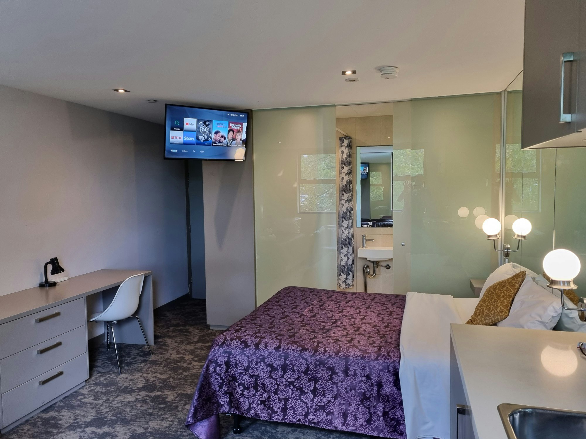 Comfy Kew Apartments 29/29