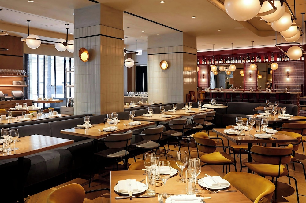 Hotel 55 Chicago Downtown 40/58