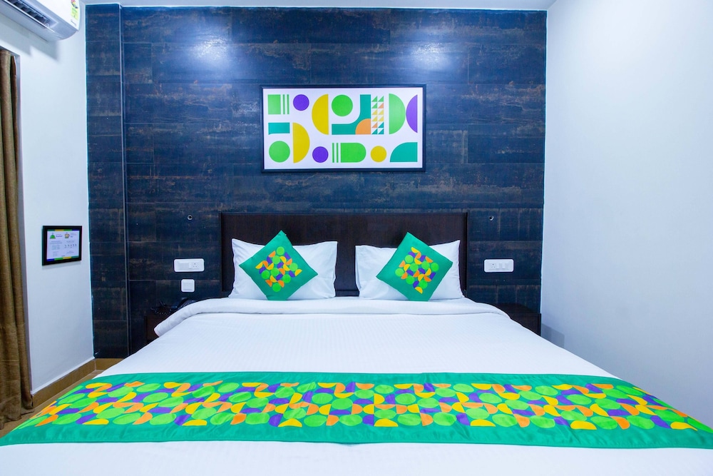 Oyo 4977 Kristal Sands Beach Resort 29/78