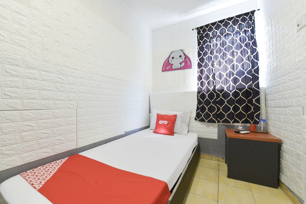 Hotel O Indah 34/50