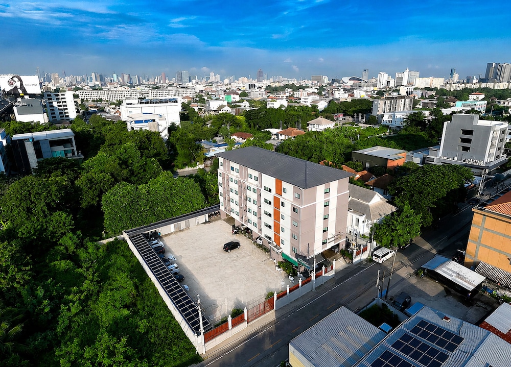 Siam Rama 9 Hotel 6/50
