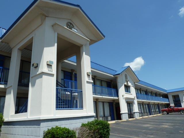 Americas Best Value Inn Hillsboro 2/25
