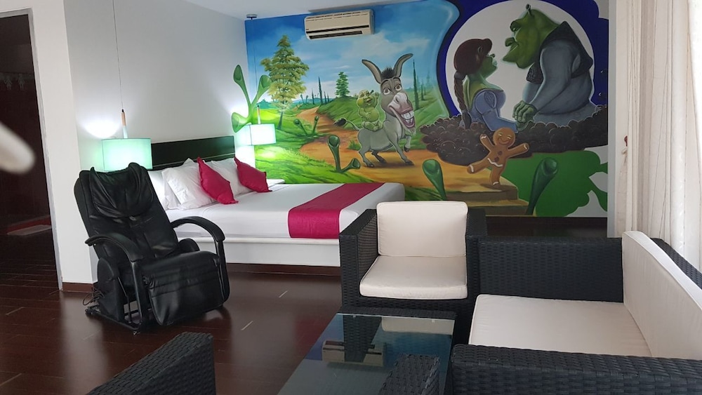 Hotel Paraiso Estudios 22/28