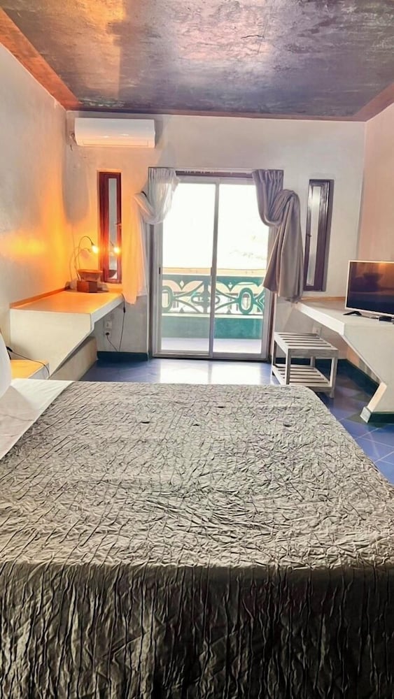 Sokhamon Hotel 24/48