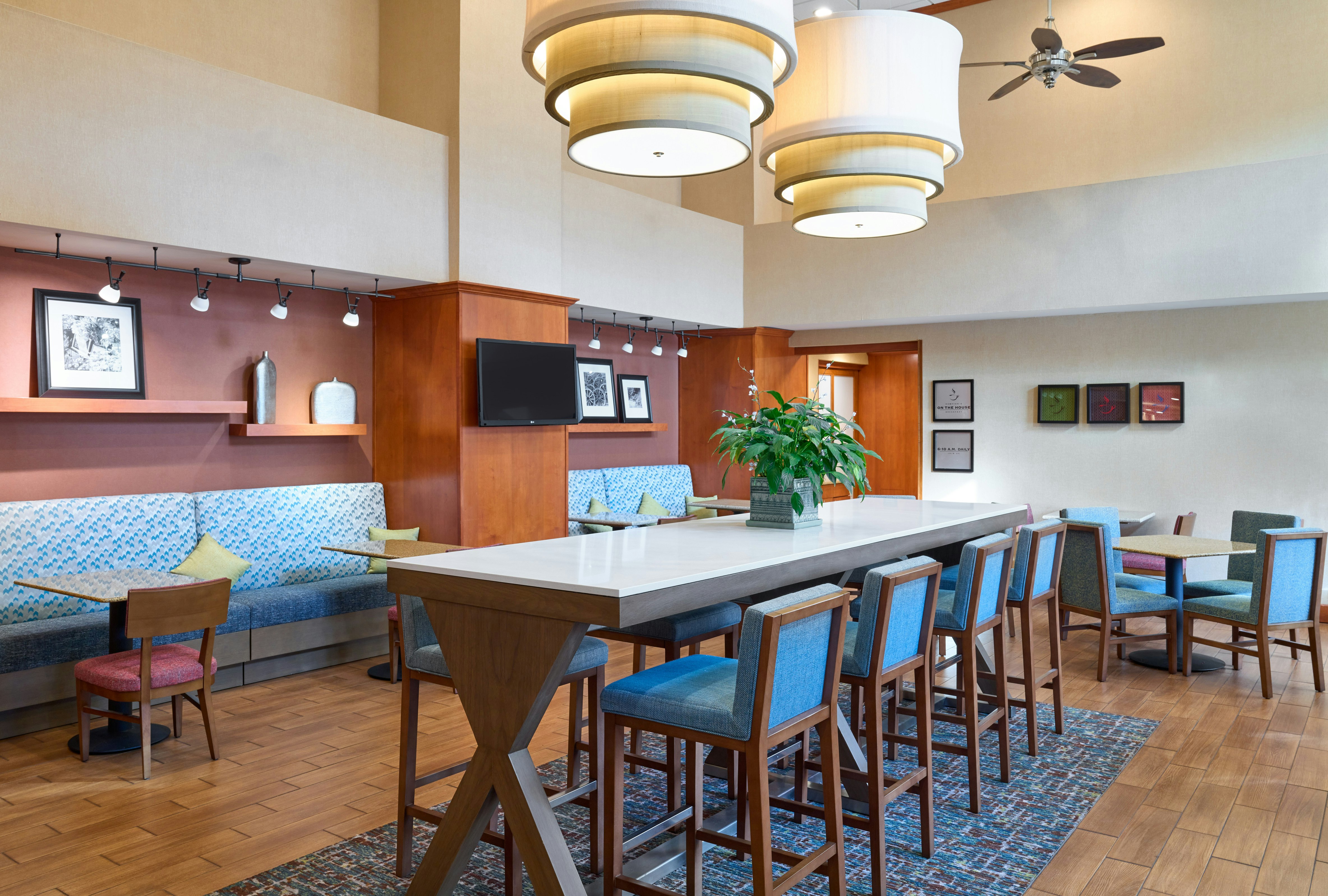 Hampton Inn and Suites Providence/Smithfield 23/40