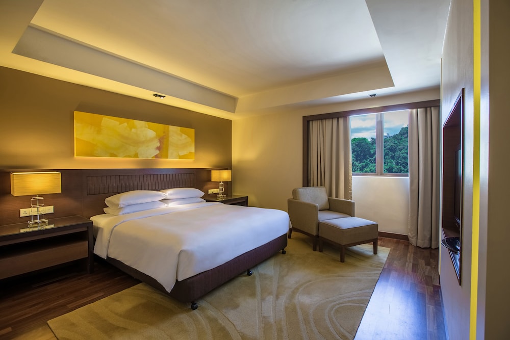 Regency, Executive, Suite, King Bed, Sea View