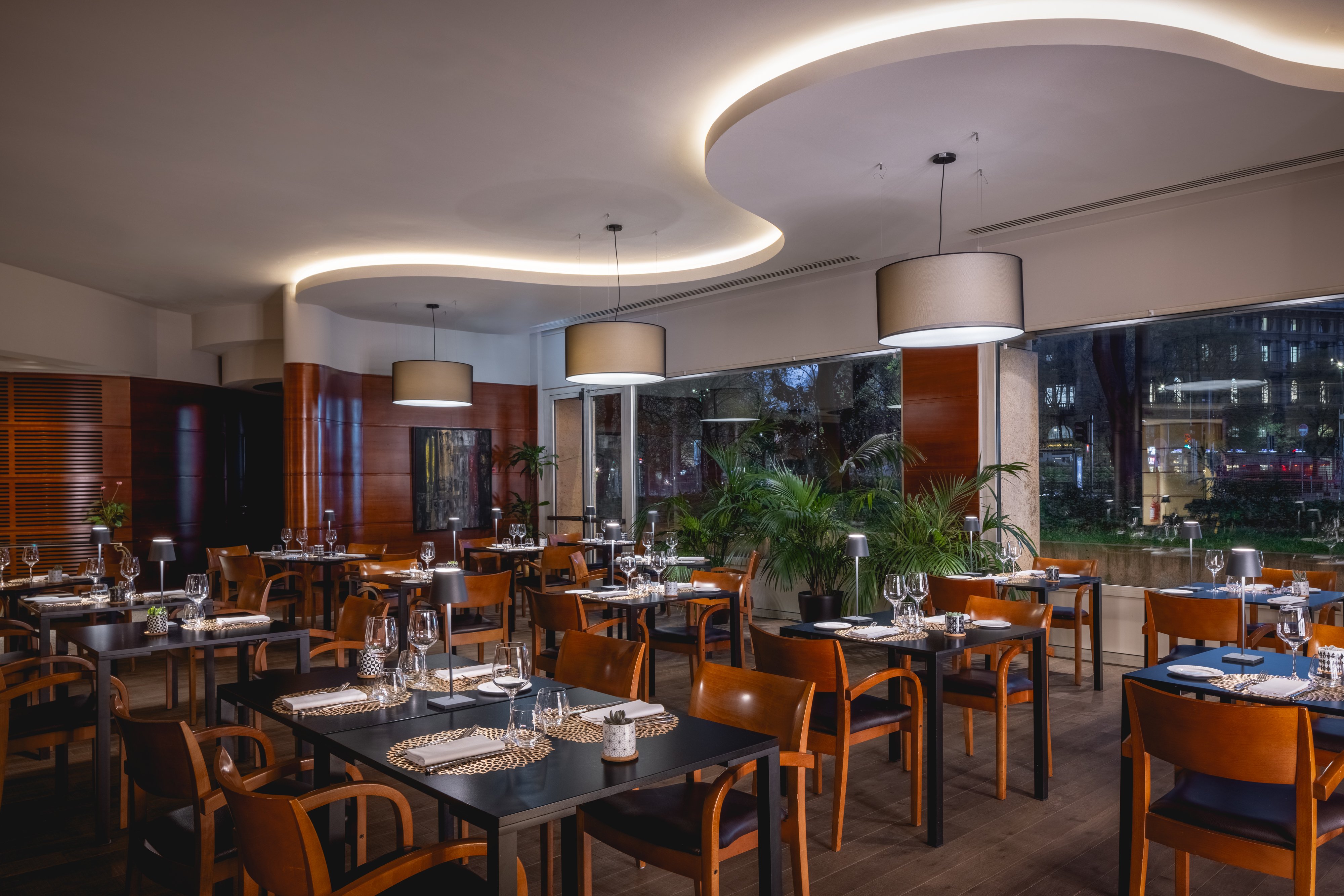 Unahotels Cusani Milan 47/69