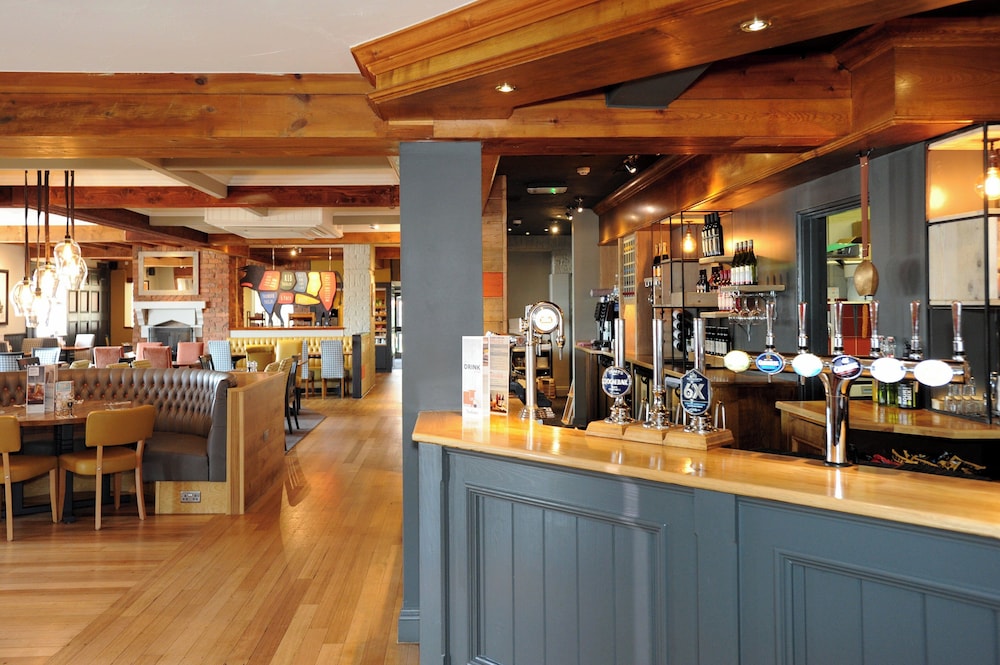 Premier Inn Southend Airport 22/31