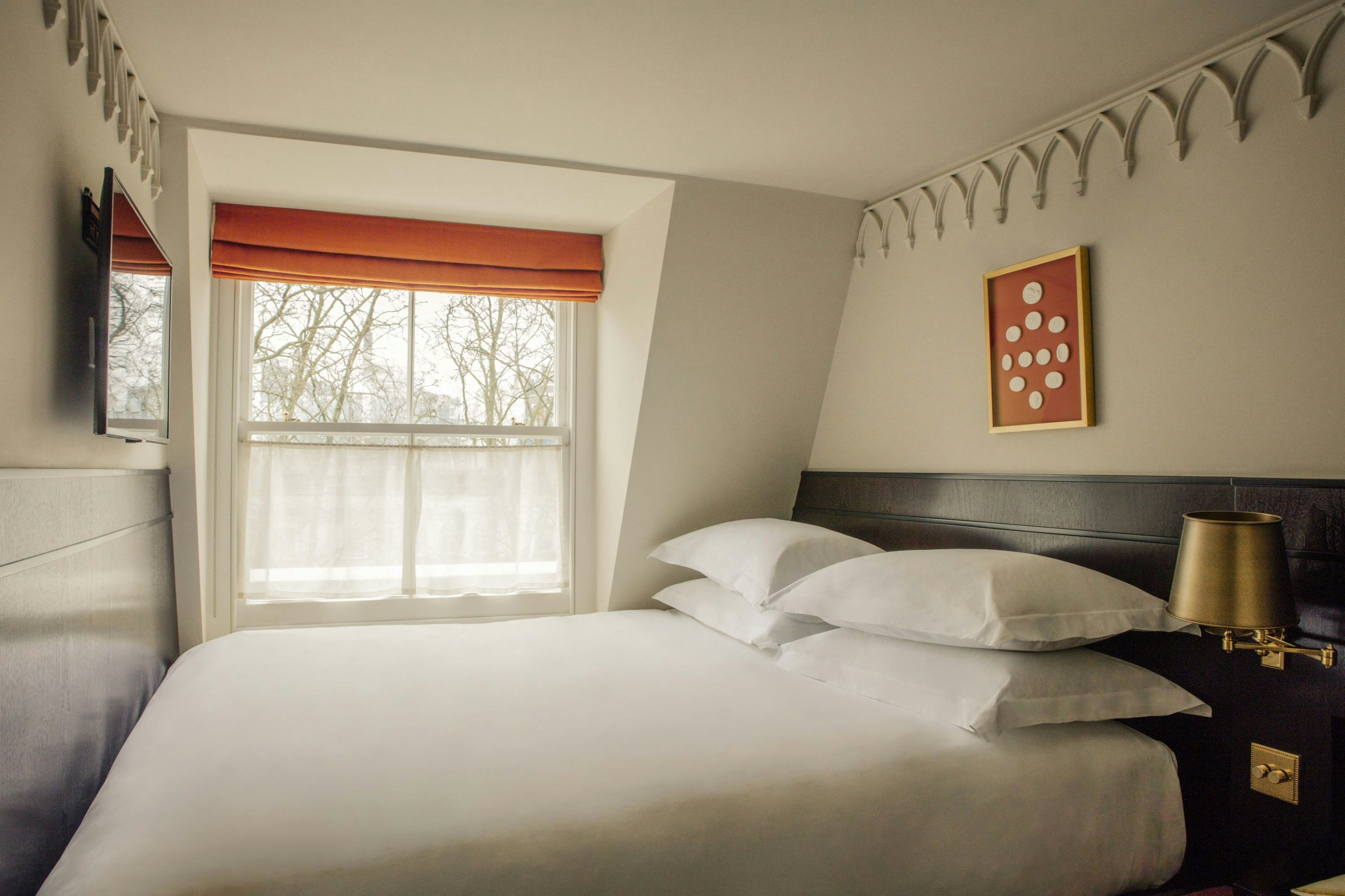 Grand Hotel Bellevue London 10/50
