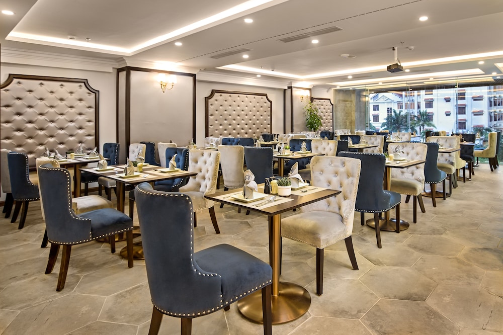 Halina Hotel & Apartment 30/48