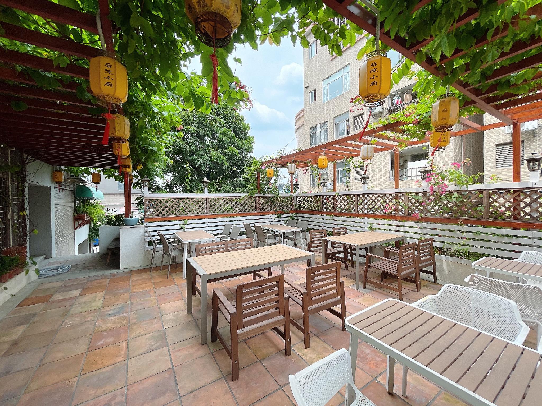 Lavande Hotel (Foshan Shunde Ronggui Light Rail Station) 14/23
