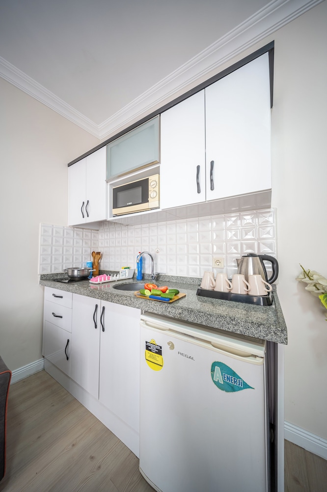 Feyza Apartments 3/50