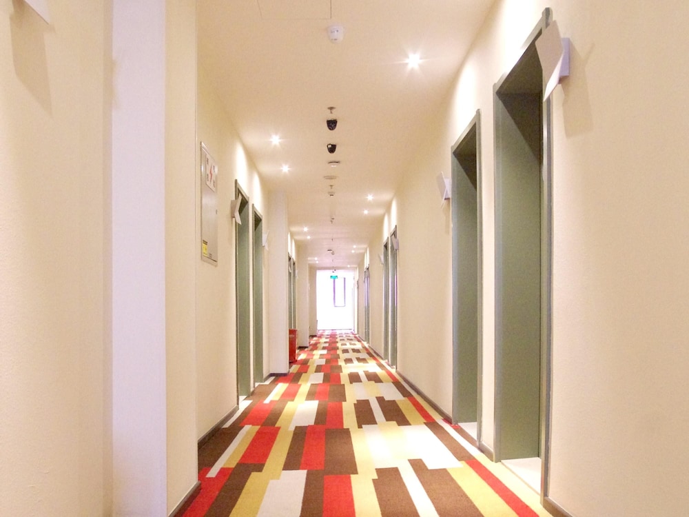 Ibis Beijing Tiantandongmen Metro Station Hotel 44/62