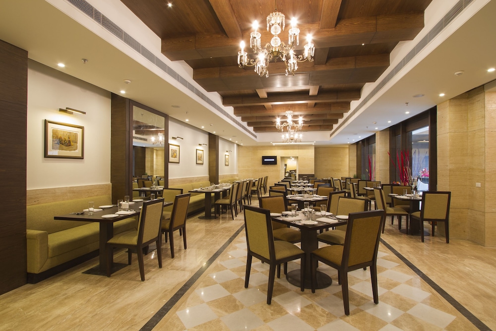 Leisure Inn Grand Chanakya 22/37