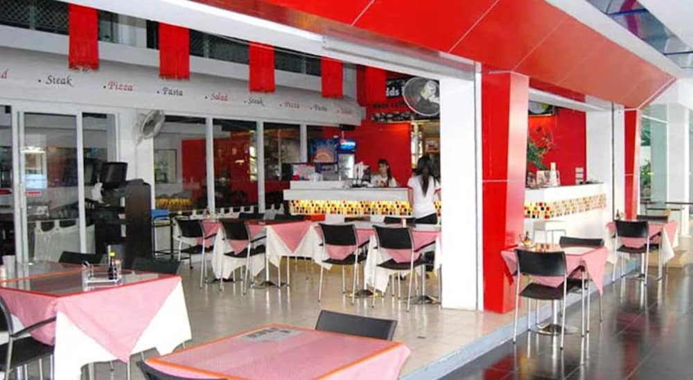 PRATUNAM CITY INN 49/54