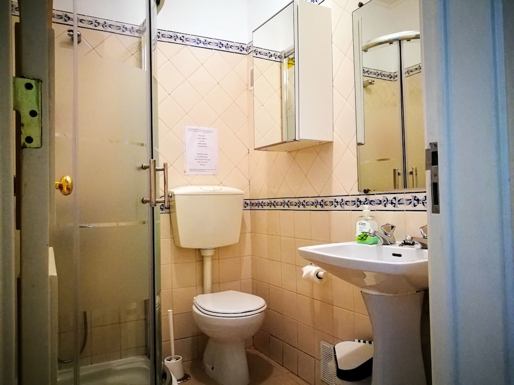 Discovery Apartment Benfica 29/35