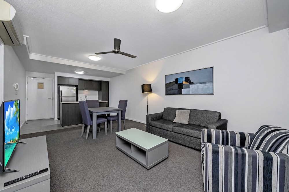 Central Kensington Apartments By Vivo 37/51