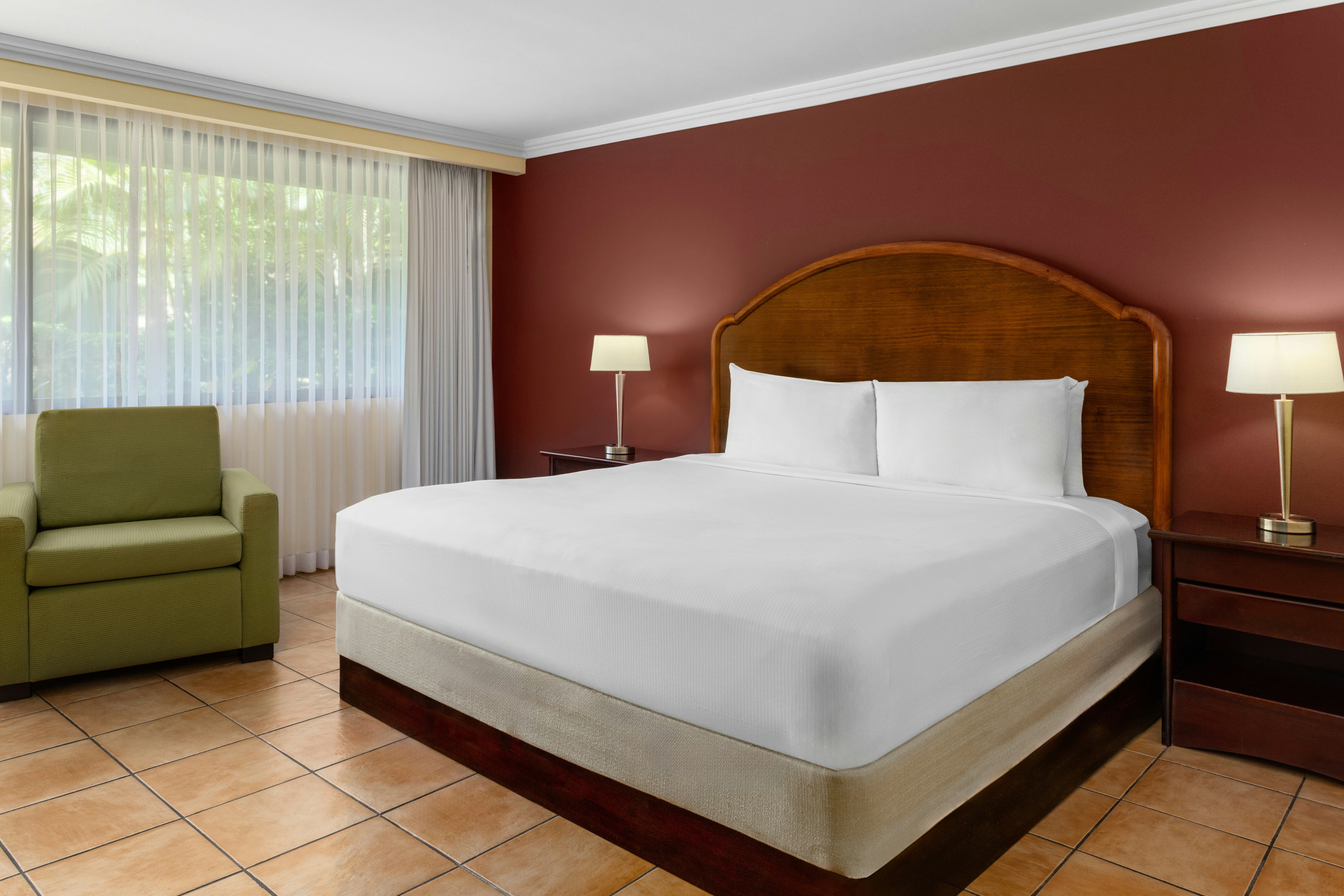 ROOM, KING BED, ACCESSIBLE