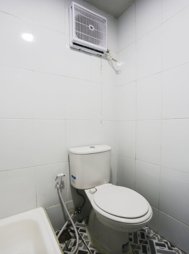 OYO 3300 Nadjara Residence Syariah 20/23