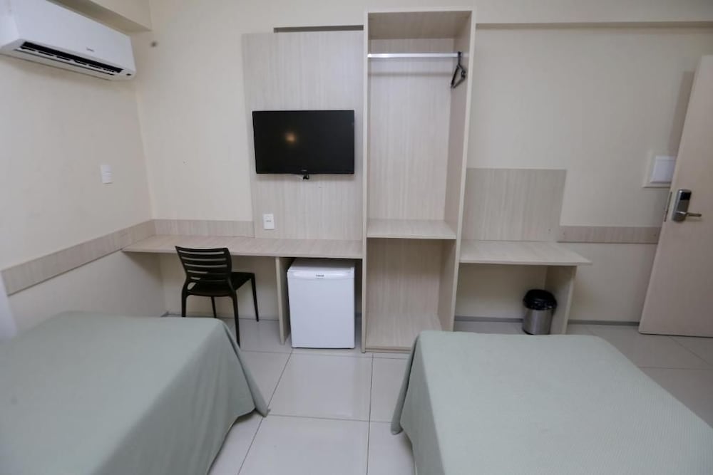 STAY INN HOTEL 29/53