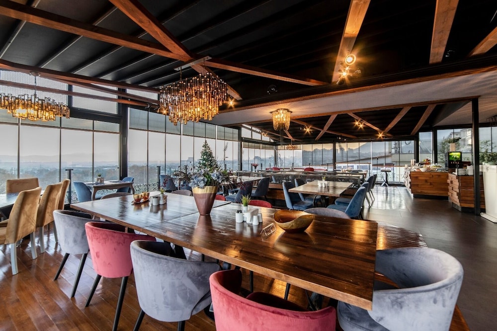 Hotel Ferro 43/50
