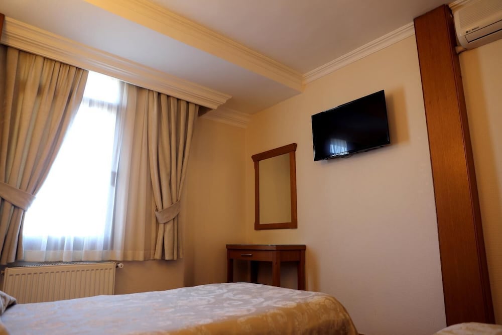 Yavuz Otel 38/49