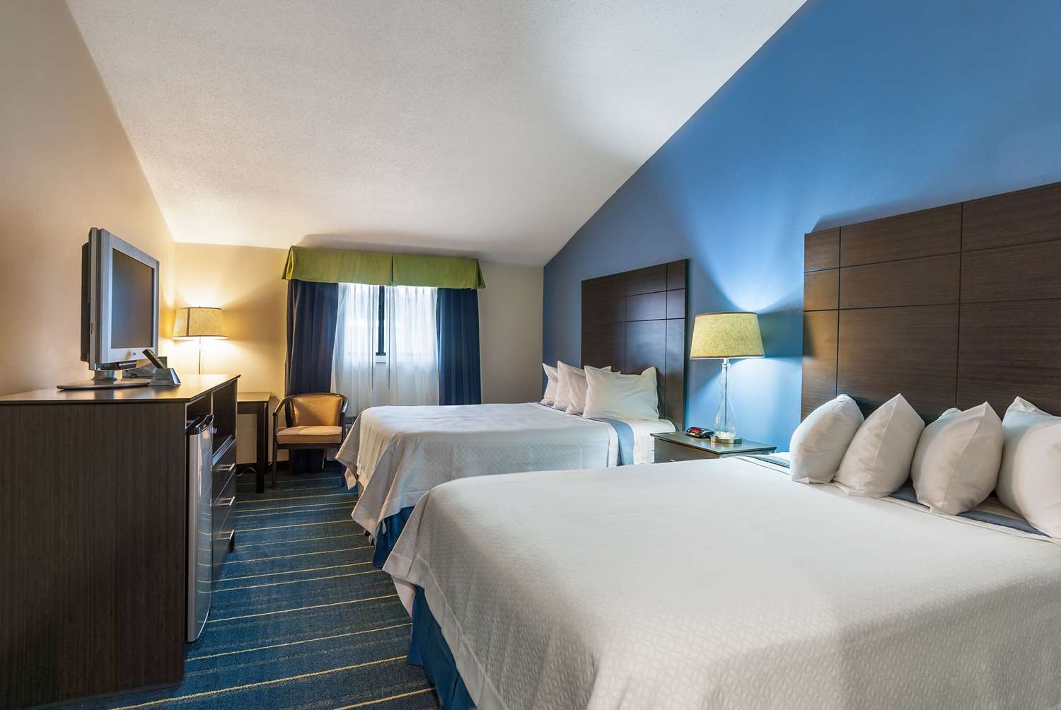 Days Inn by Wyndham Tamworth 12/54