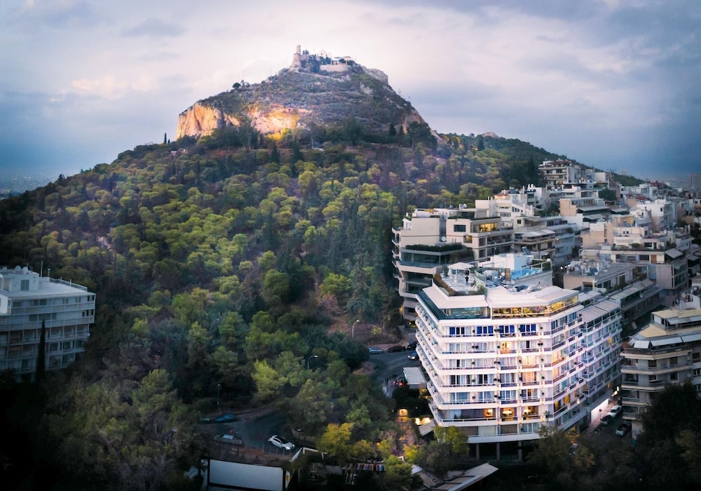 St George Lycabettus 6/71