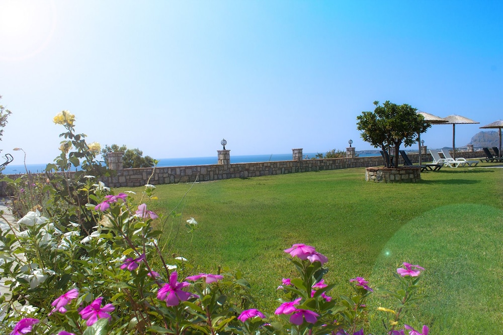 Gardenia Hotel 8/17