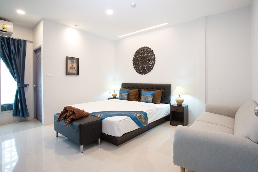 Pongsakorn Boutique Resort 12/67