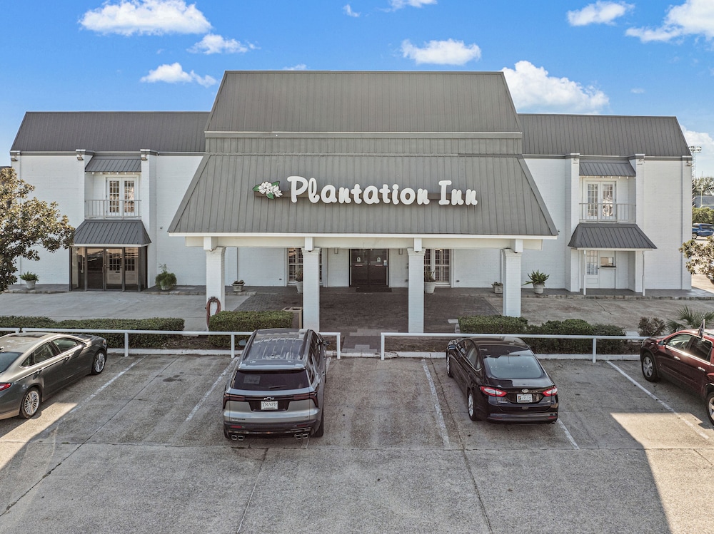 Plantation Inn of Houma 45/49