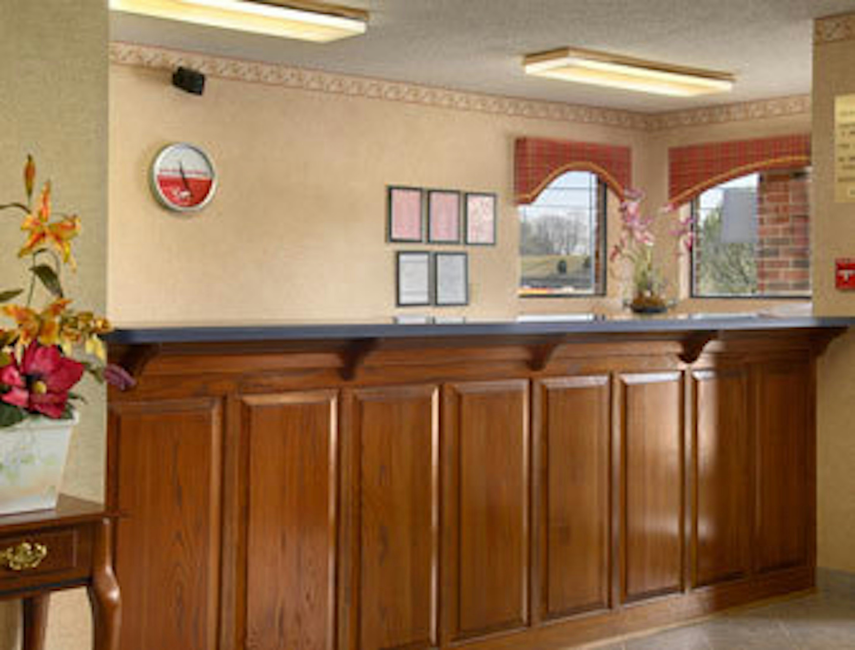 Lobby at Red Roof Inn Suites Cleveland Tn, CLEVELAND - TN