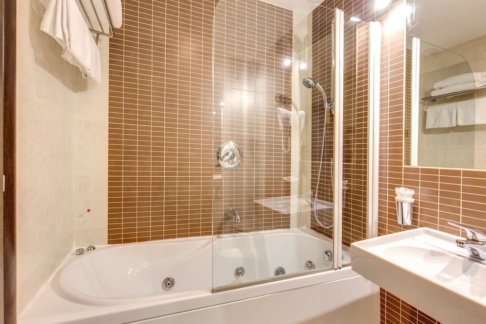 Everest Inn Rome 48/58