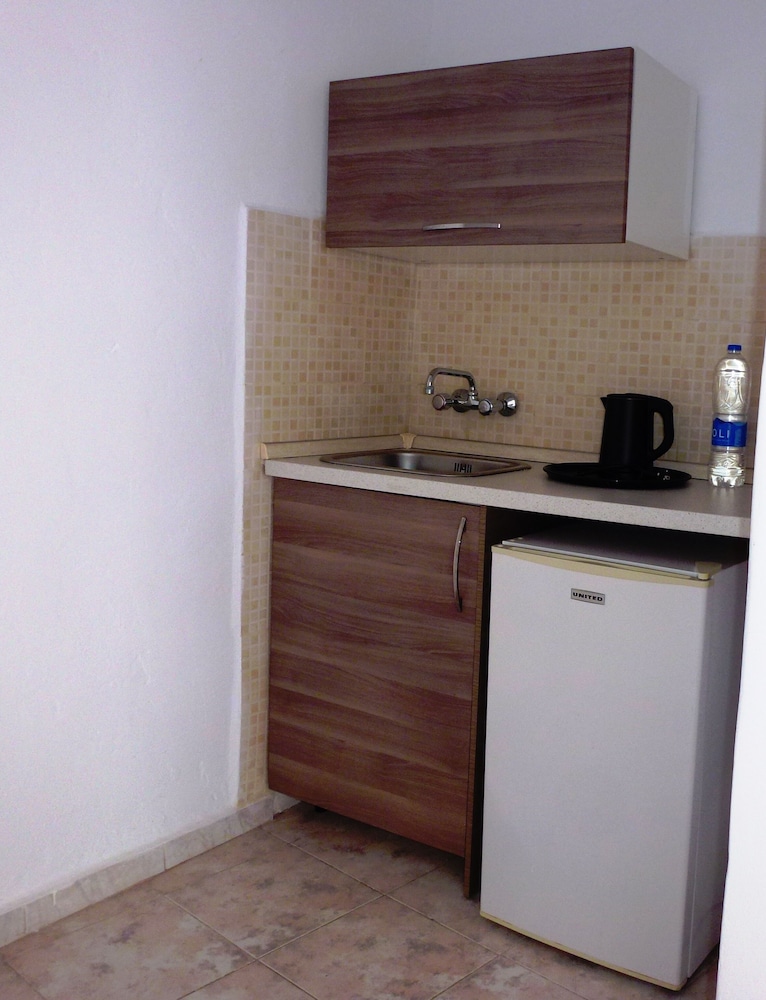Atalos Suites 7/50