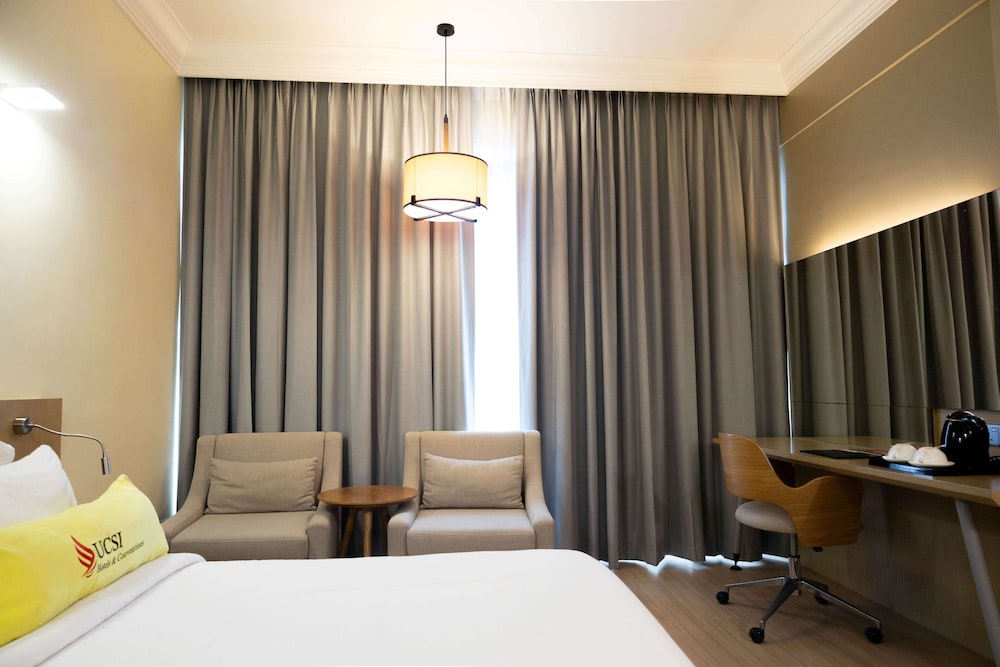 UCSI HOTEL KUCHING 30/72