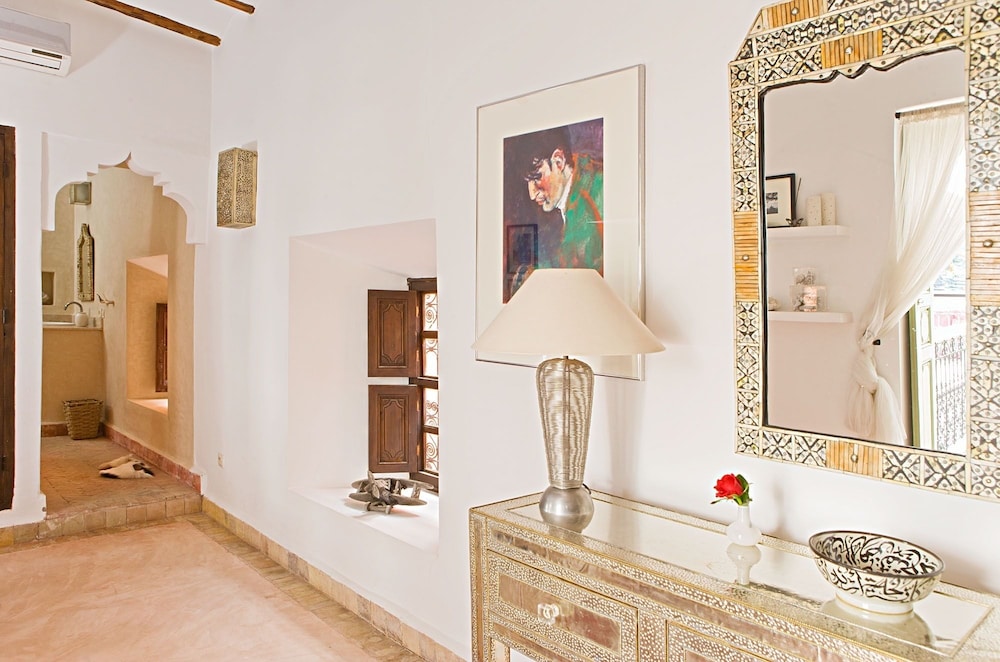 Riad Timila 12/50
